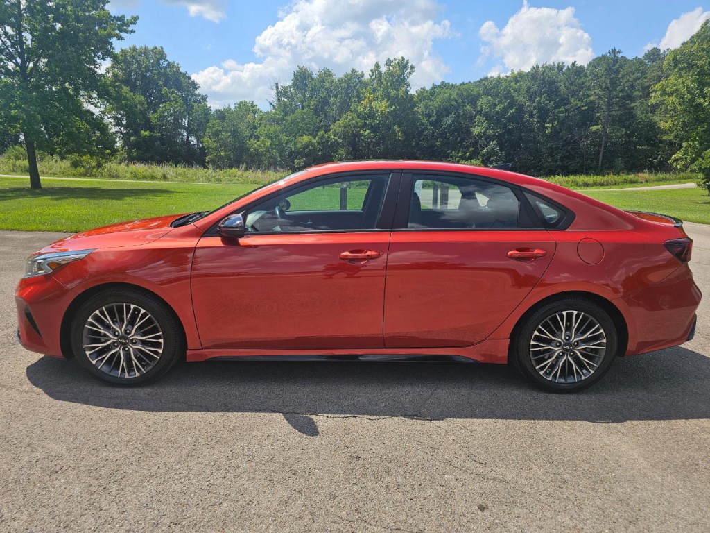 2022 Kia Forte Image 9