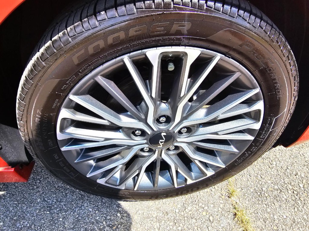 2022 Kia Forte Image 14