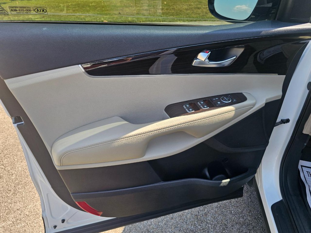 2020 Kia Sorento Image 24
