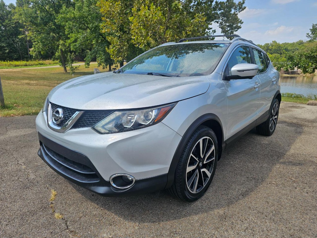 2017 Nissan Rogue Image 11