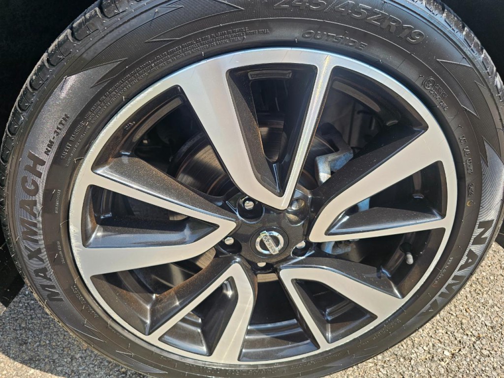 2017 Nissan Rogue Image 14