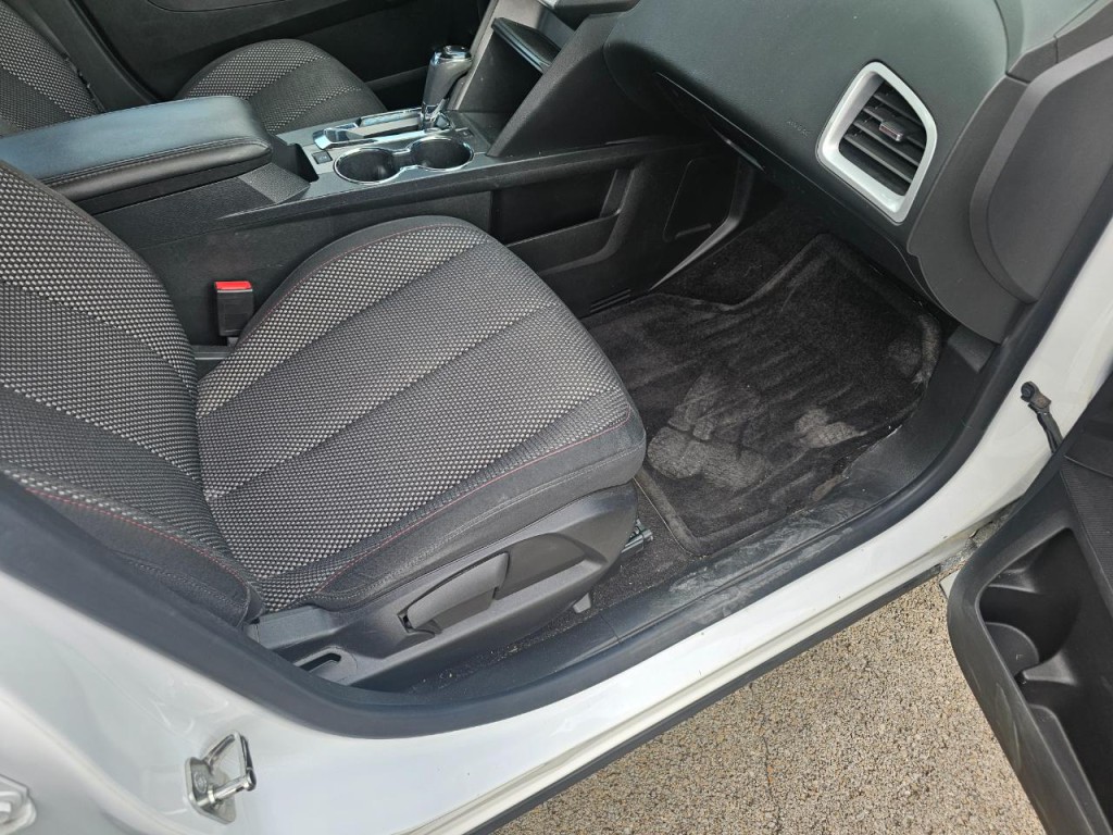 2016 Chevrolet Equinox Image 16