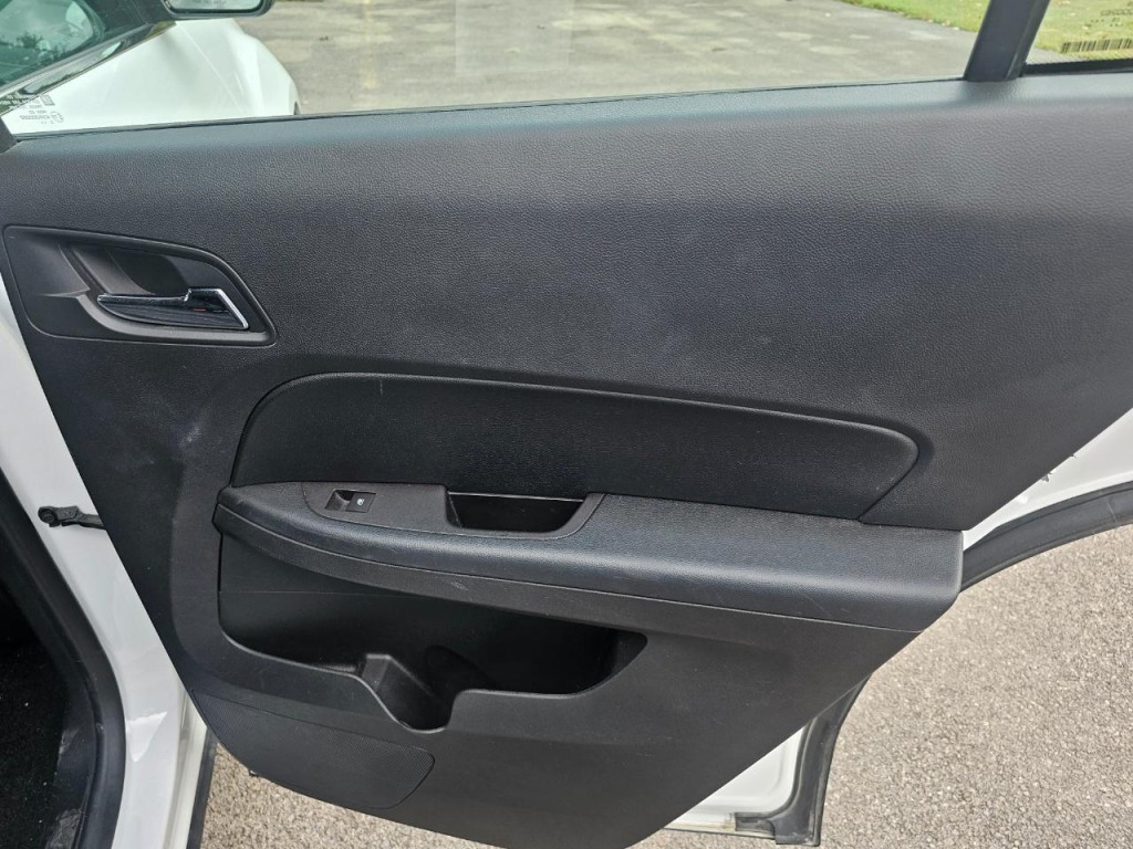 2016 Chevrolet Equinox Image 17