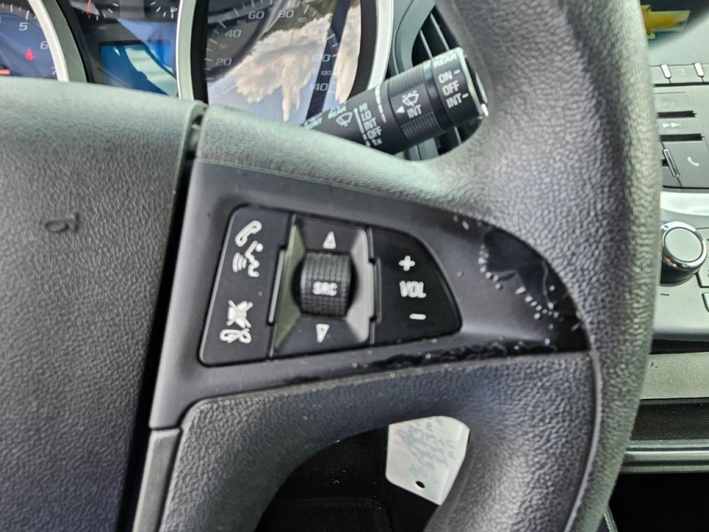 2016 Chevrolet Equinox Image 31