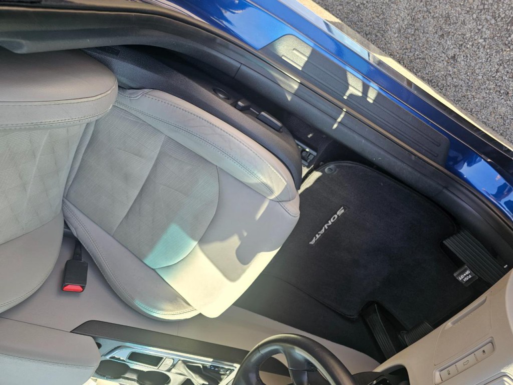 2016 Hyundai Sonata Image 24