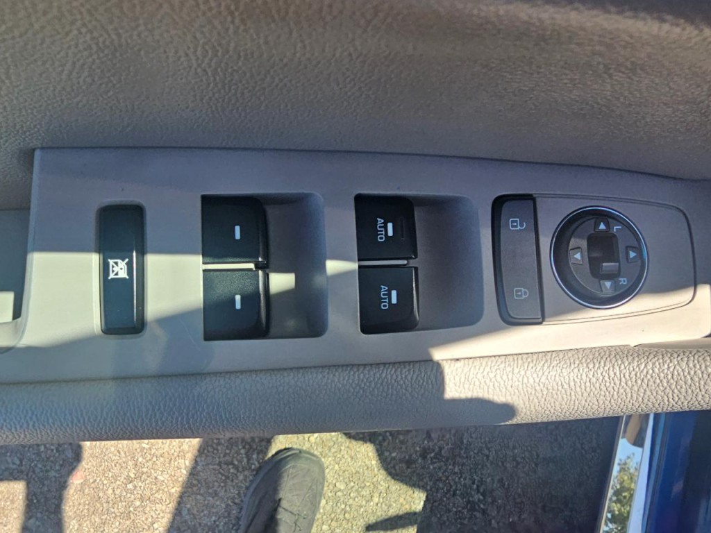 2016 Hyundai Sonata Image 28
