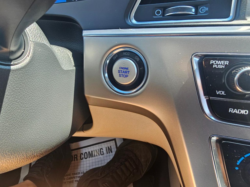 2016 Hyundai Sonata Image 34