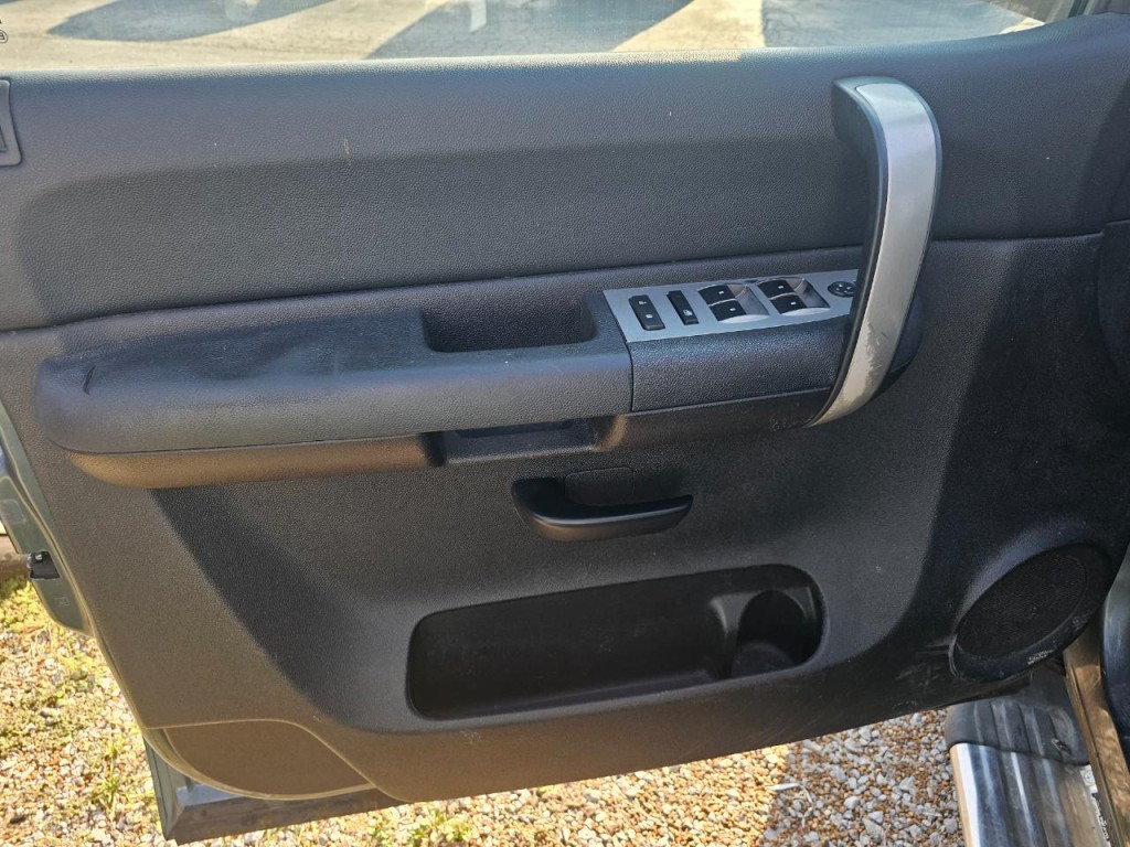 2007 GMC Sierra 1500 Image 12