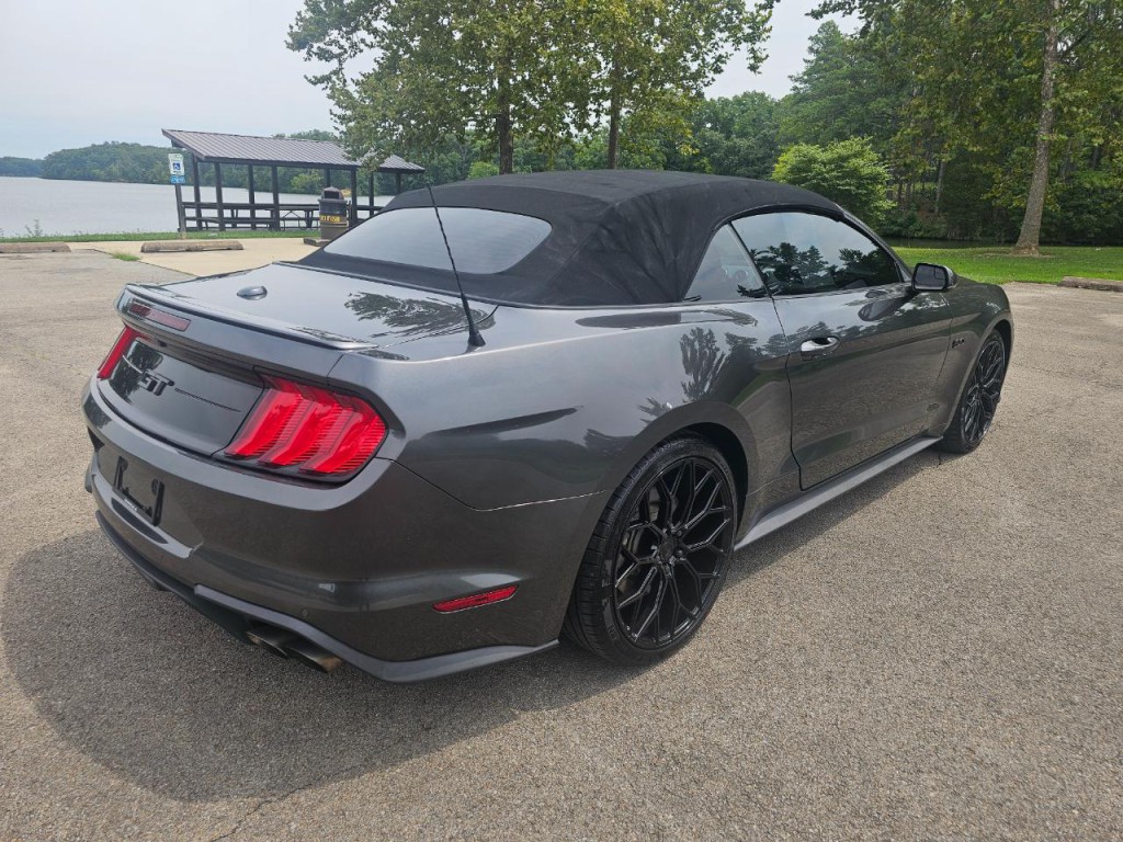 2020 Ford Mustang Image 5