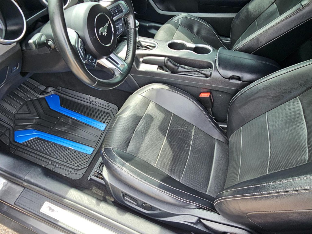 2020 Ford Mustang Image 26