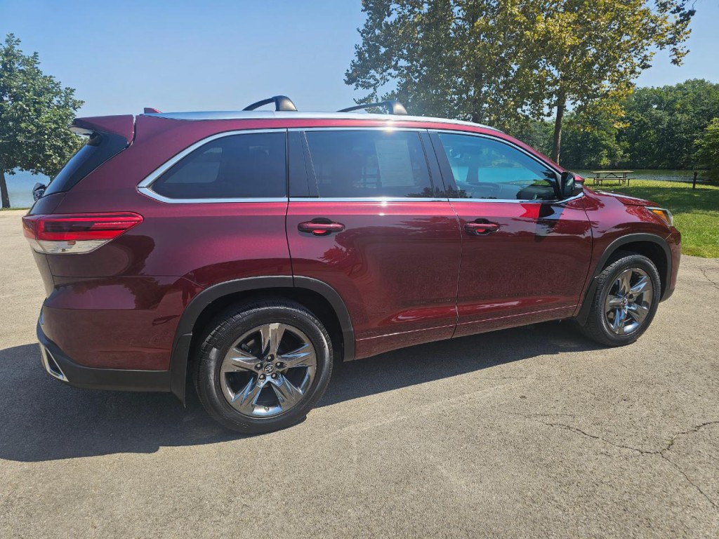 2018 Toyota Highlander Image 4