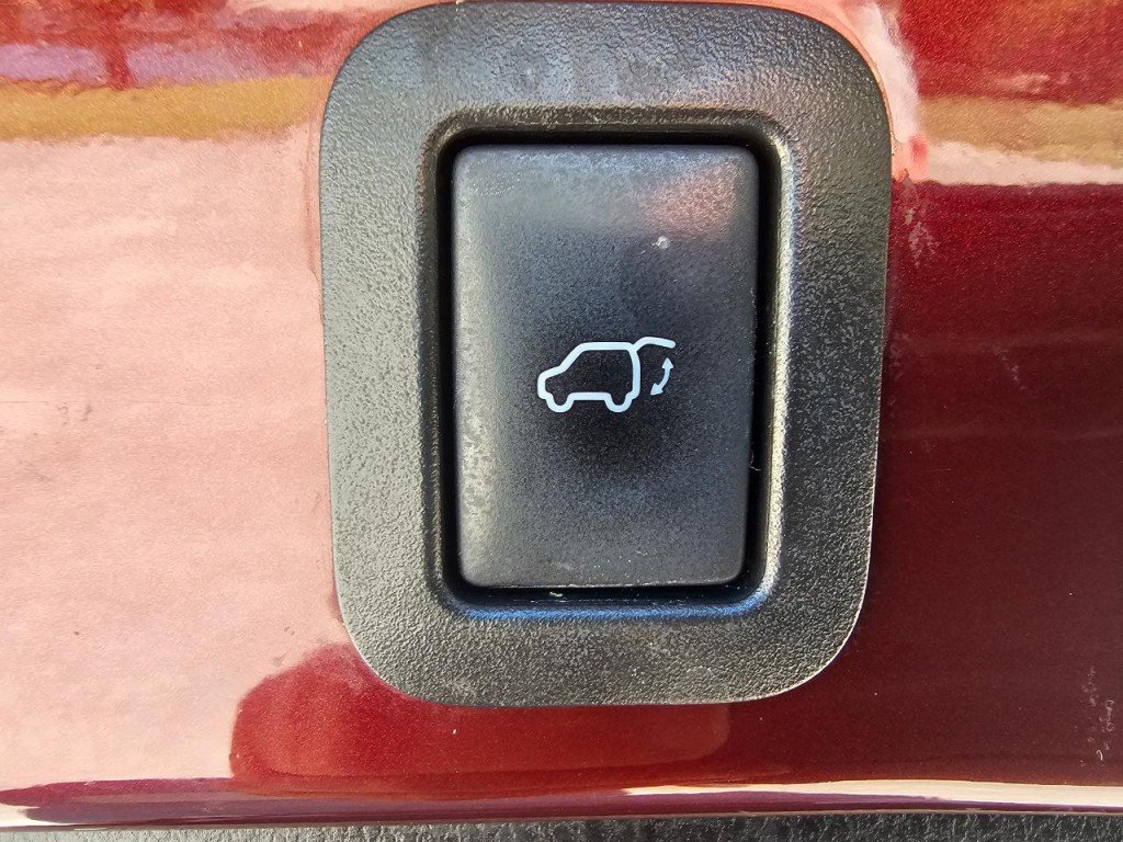 2018 Toyota Highlander Image 22