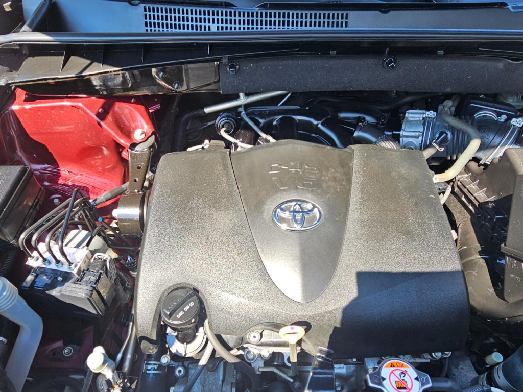 2018 Toyota Highlander Image 30