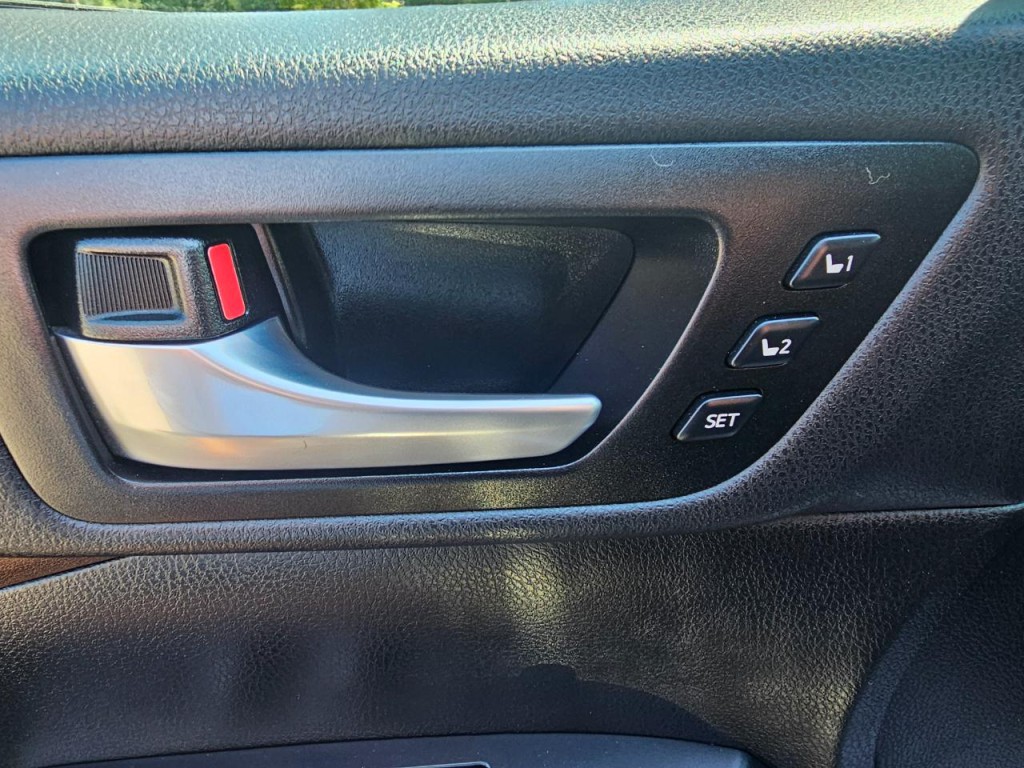 2018 Toyota Highlander Image 31