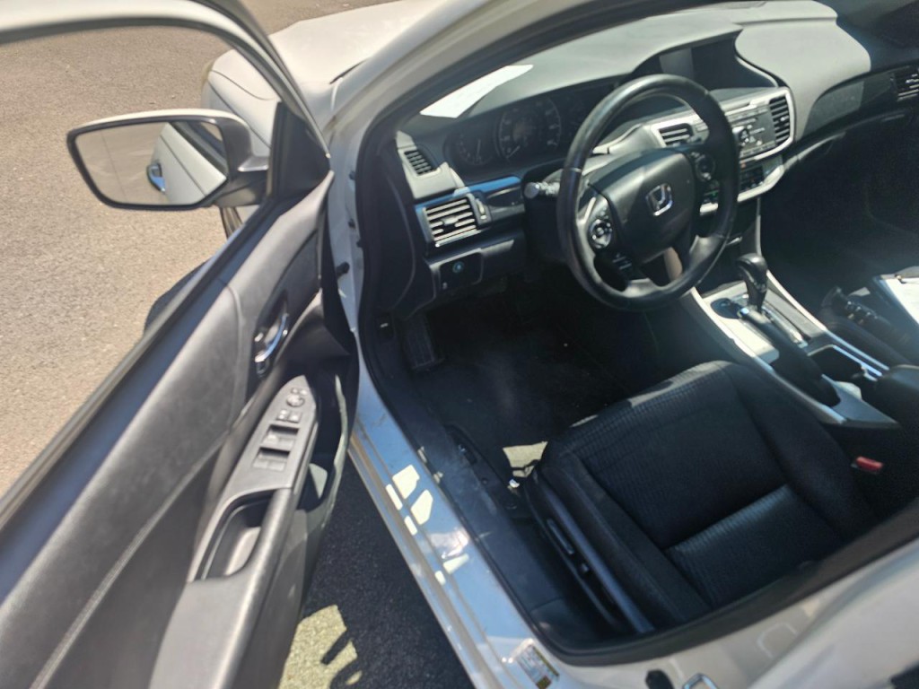 2013 Honda Accord Image 5