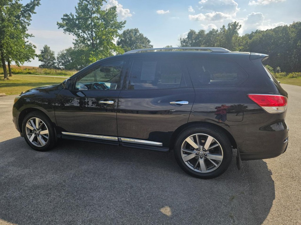 2014 Nissan Pathfinder Image 8