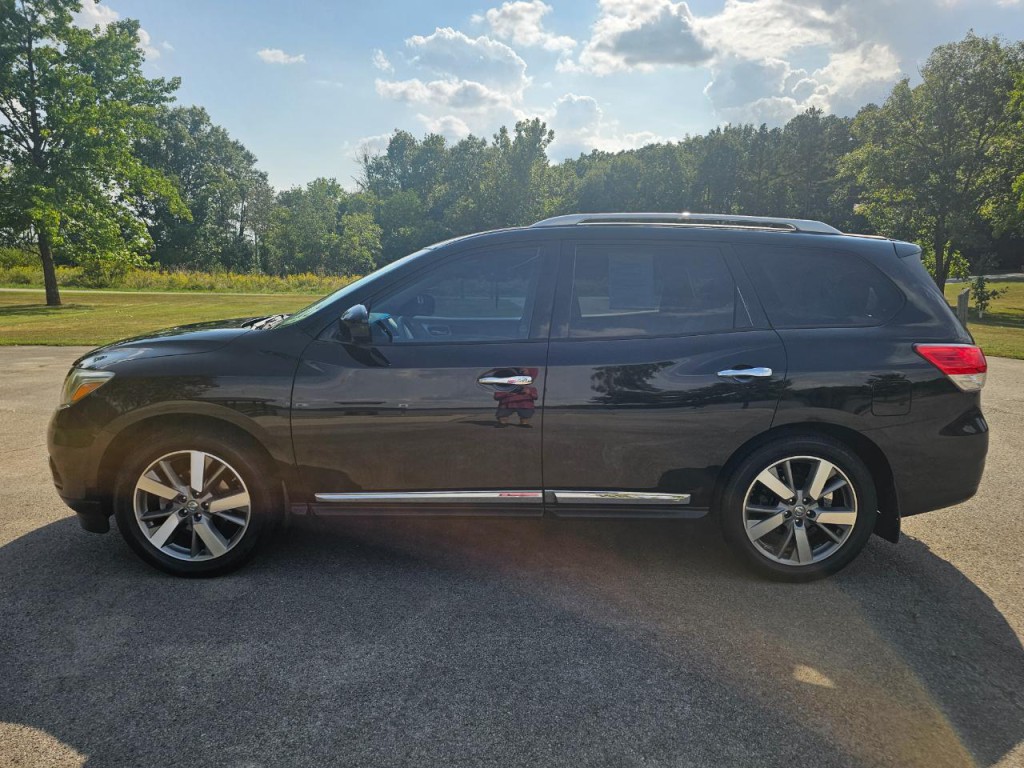 2014 Nissan Pathfinder Image 9