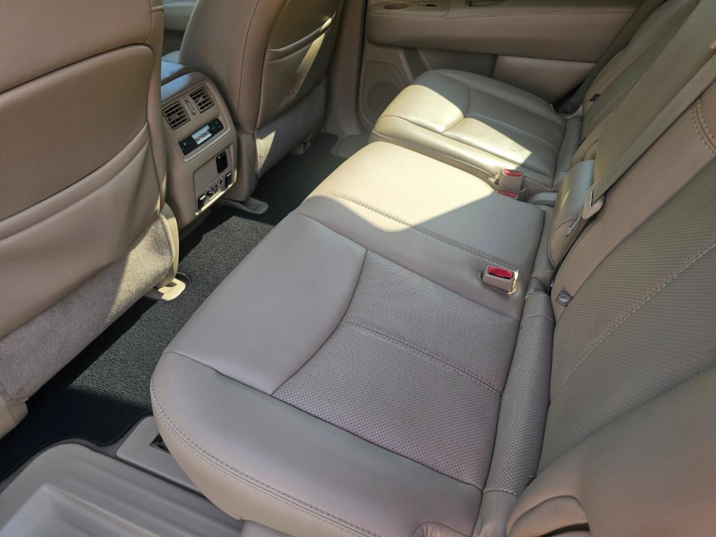 2014 Nissan Pathfinder Image 25