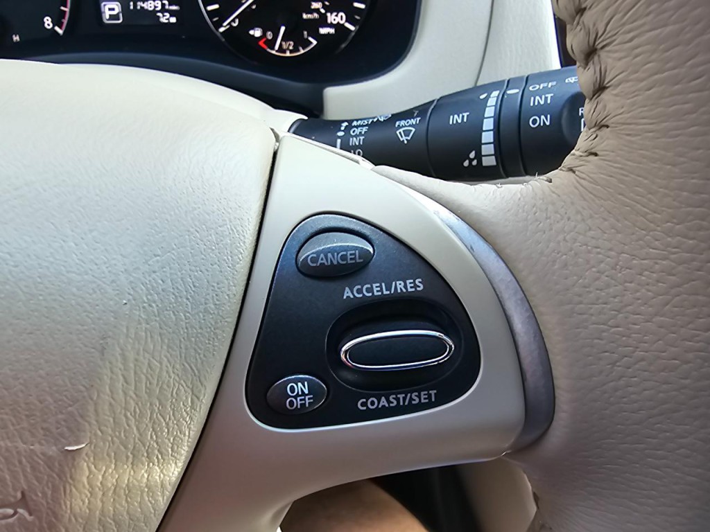 2014 Nissan Pathfinder Image 40