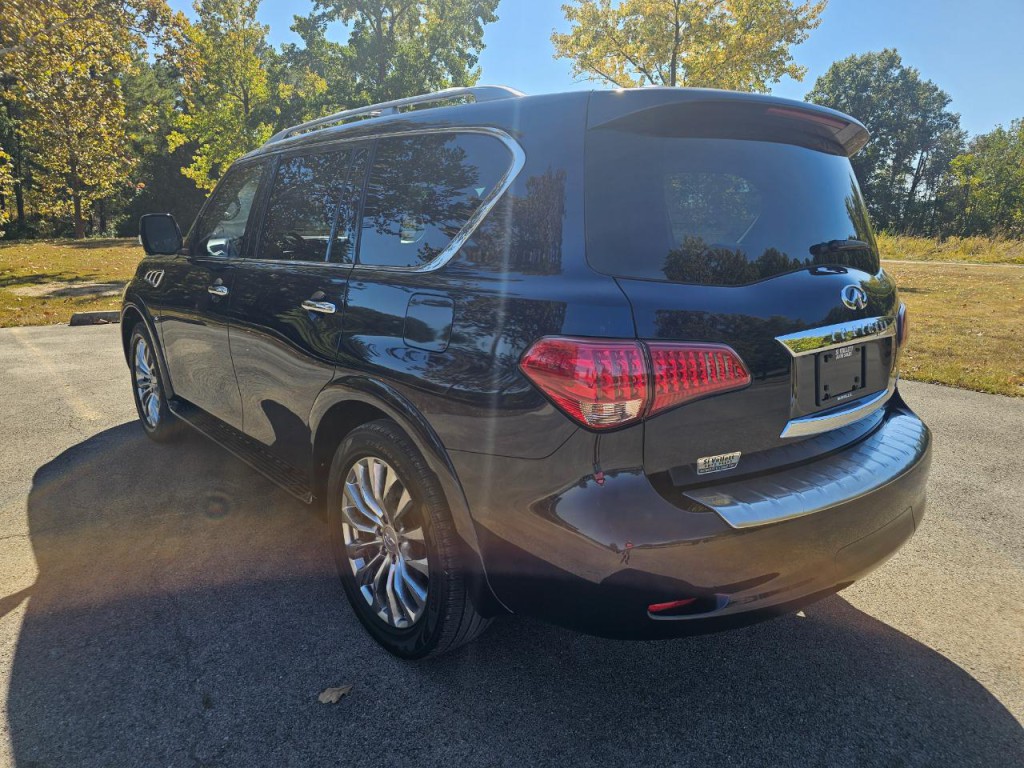 2015 INFINITI QX80 Image 7