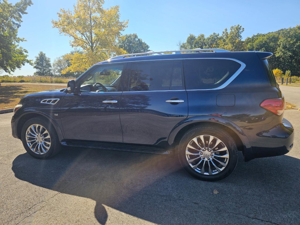 2015 INFINITI QX80 Image 8