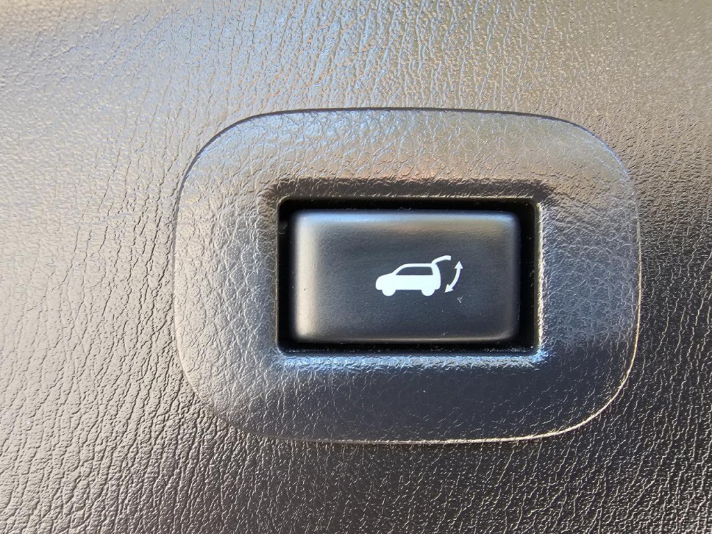 2015 INFINITI QX80 Image 24