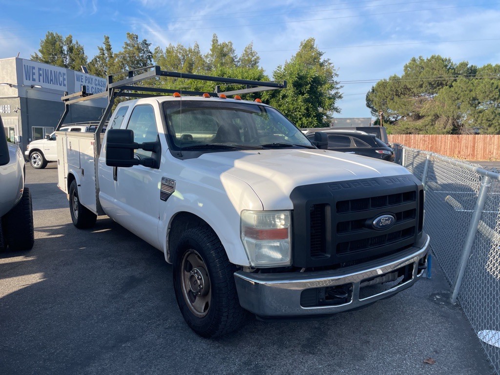 2008 Ford F-350 Image 2