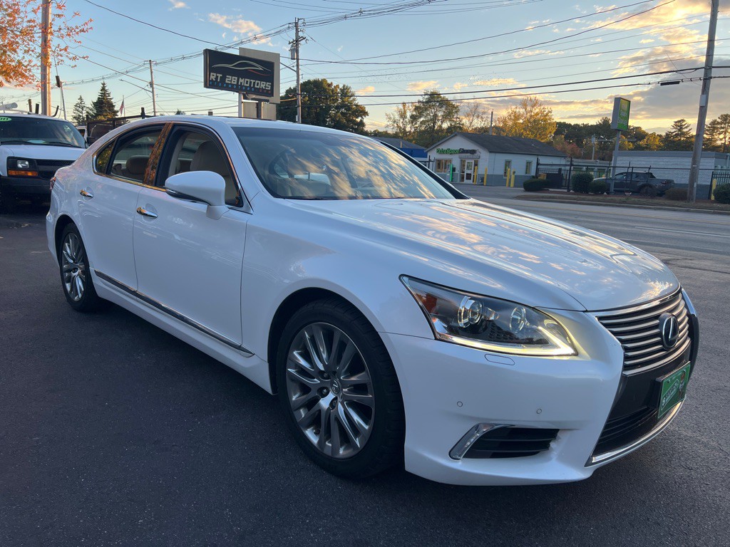 2015 Lexus LS 460 Image 7