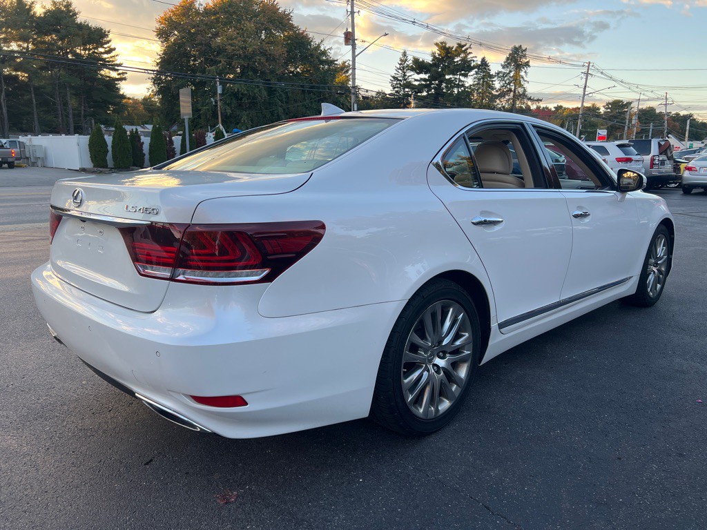2015 Lexus LS 460 Image 8