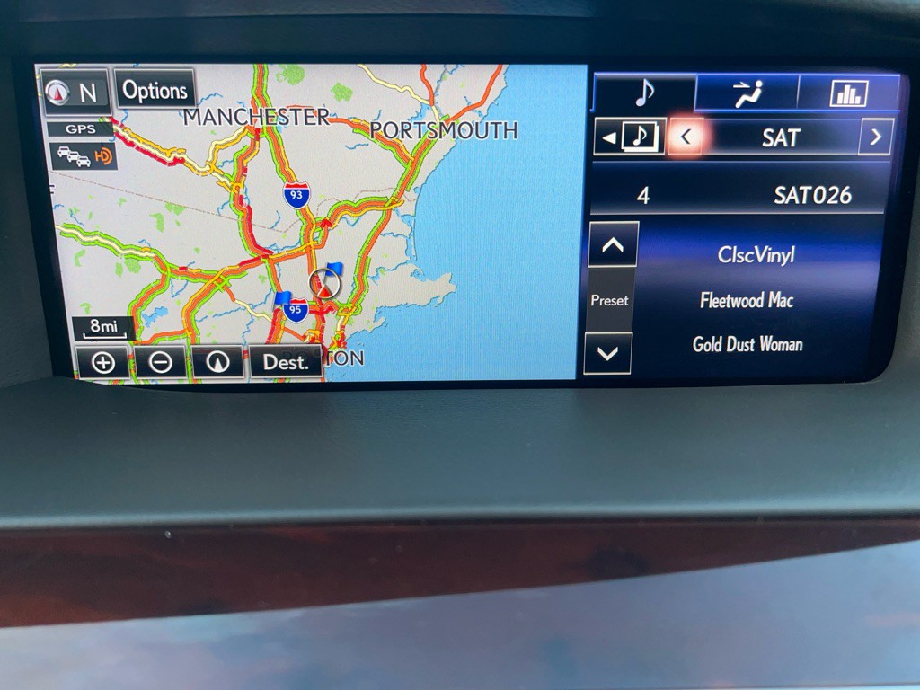 2015 Lexus LS 460 Image 32