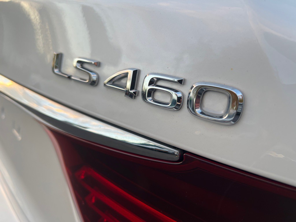 2015 Lexus LS 460 Image 45