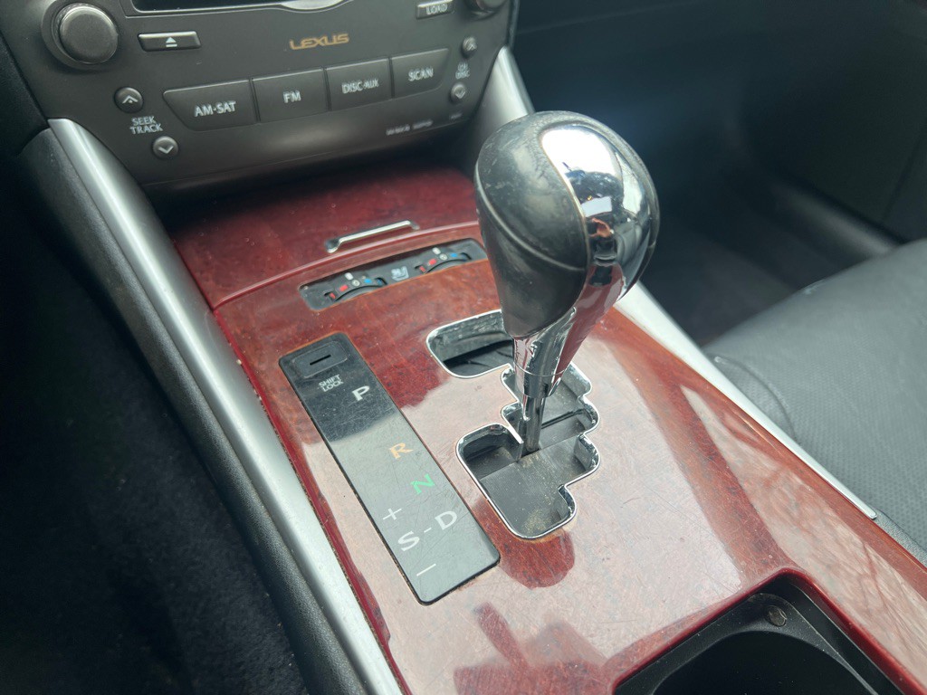 2008 Lexus IS Image 27