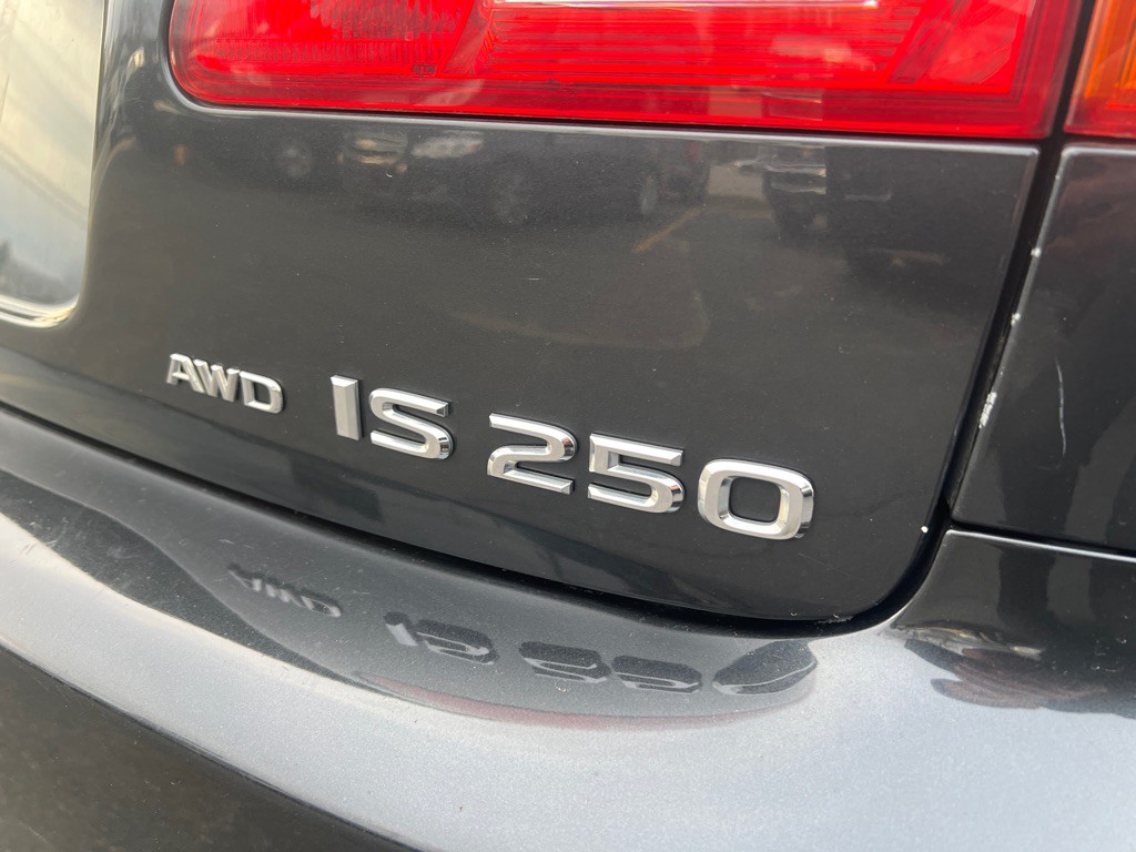 2008 Lexus IS Image 38