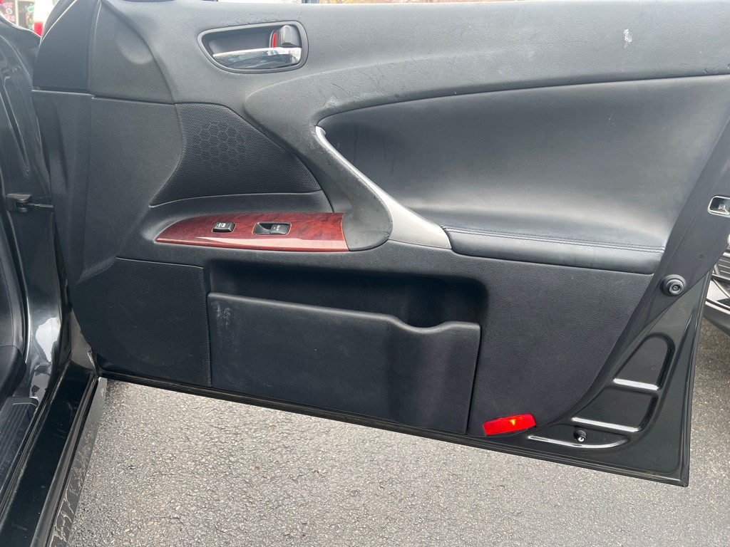 2008 Lexus IS Image 42