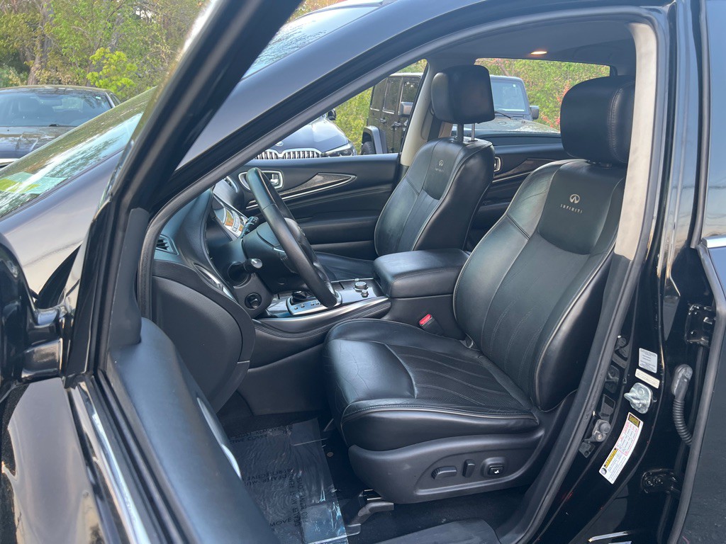 2013 INFINITI JX35 Image 43