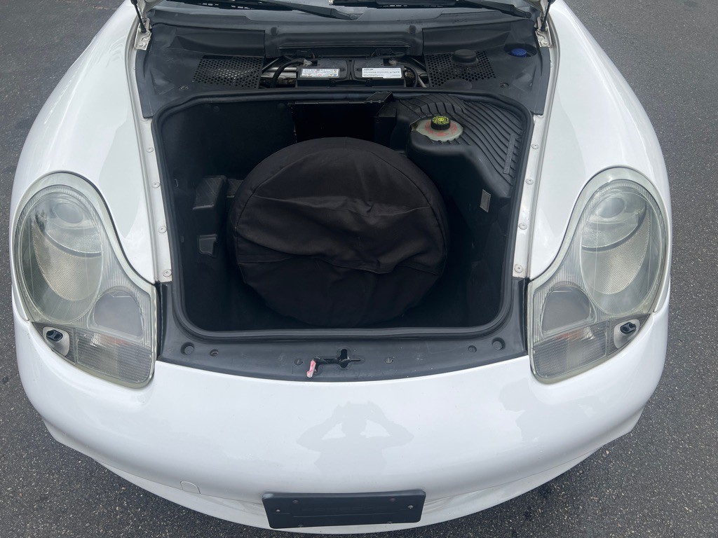 2004 Porsche Boxster Image 10