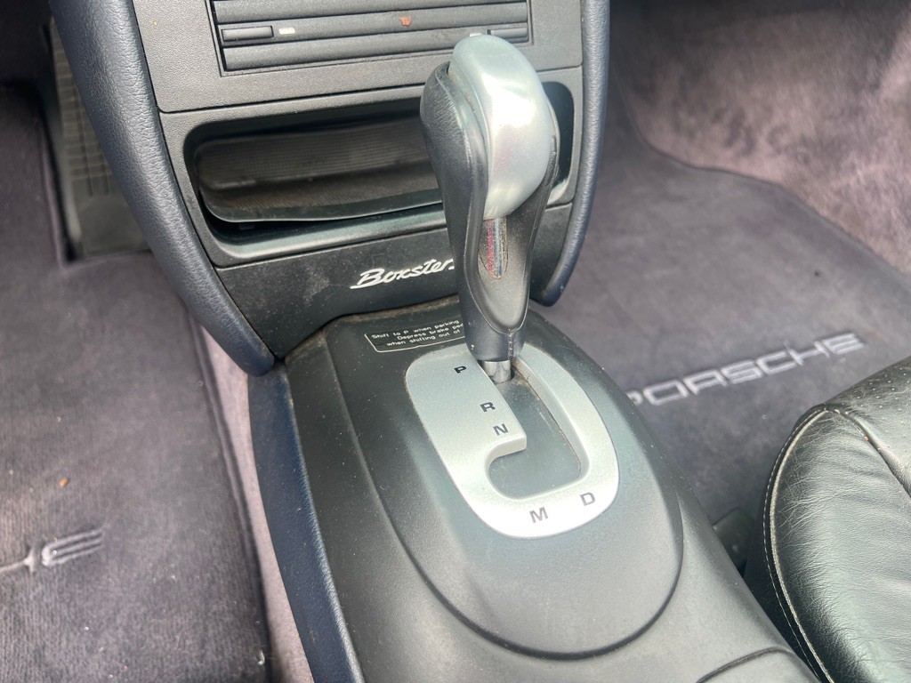 2004 Porsche Boxster Image 18
