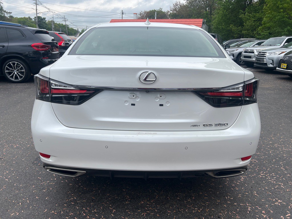 2020 Lexus GS Image 4