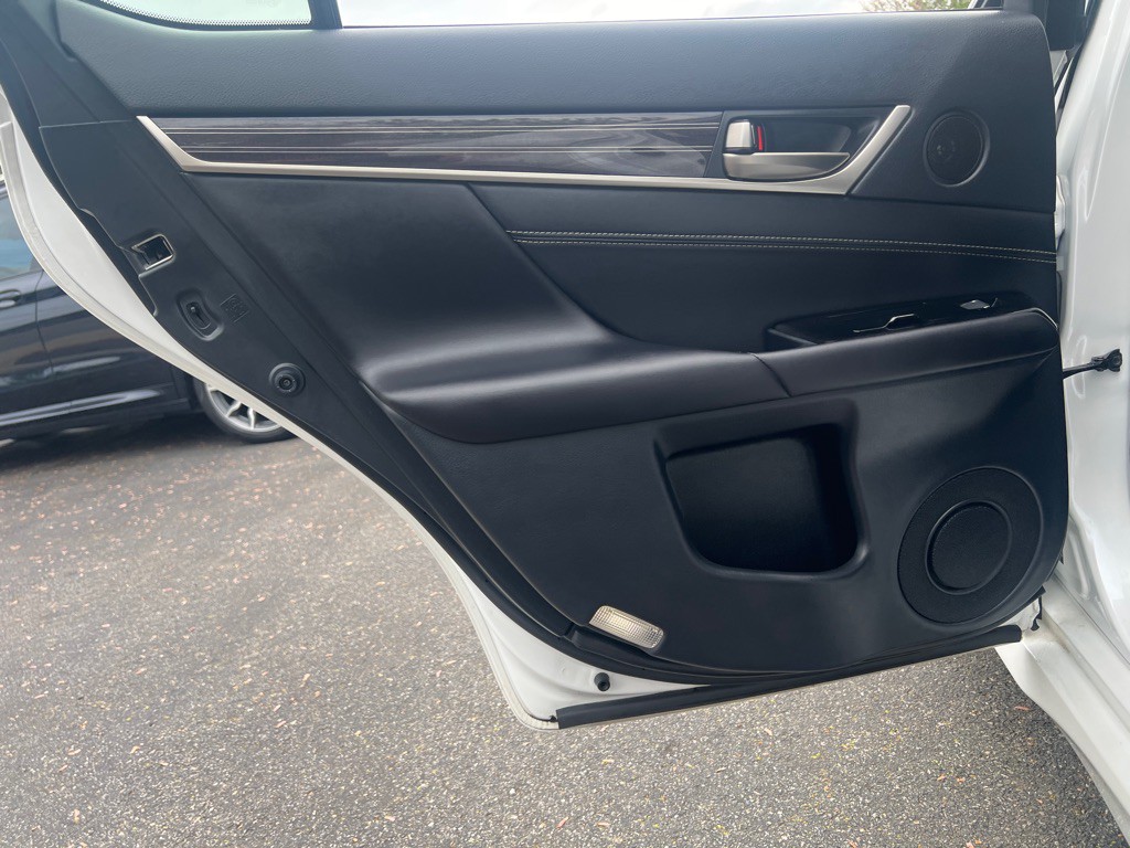 2020 Lexus GS Image 10