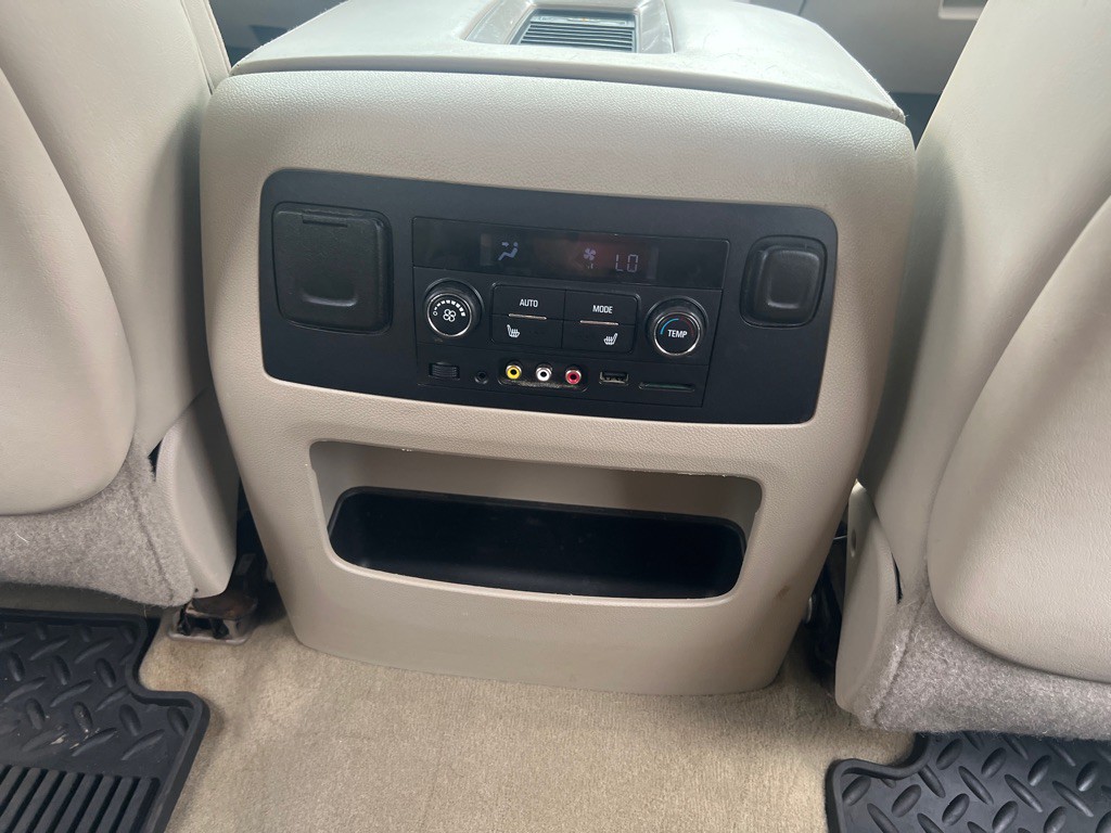 2015 GMC Yukon Image 21