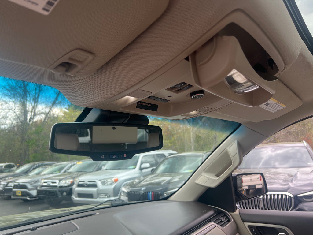 2015 GMC Yukon Image 29