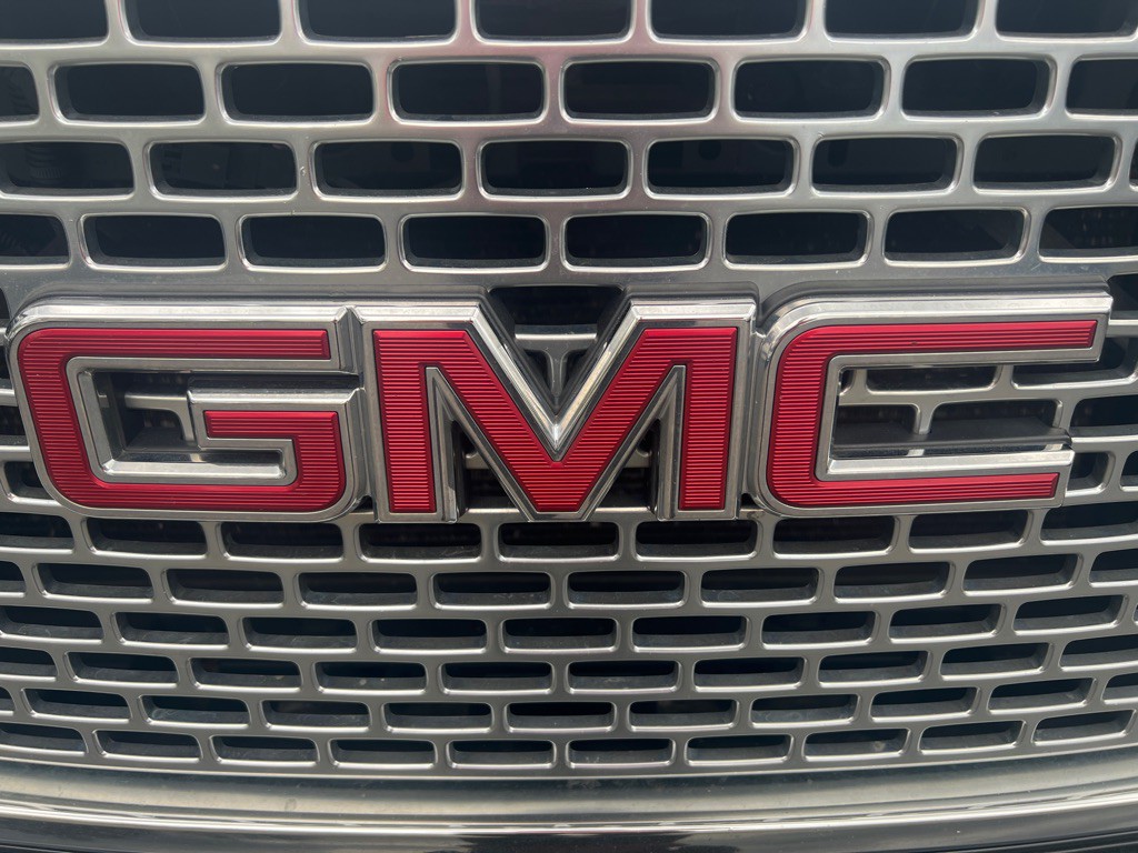 2015 GMC Yukon Image 48