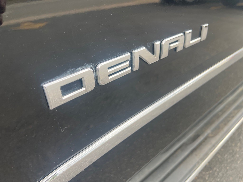 2015 GMC Yukon Image 49