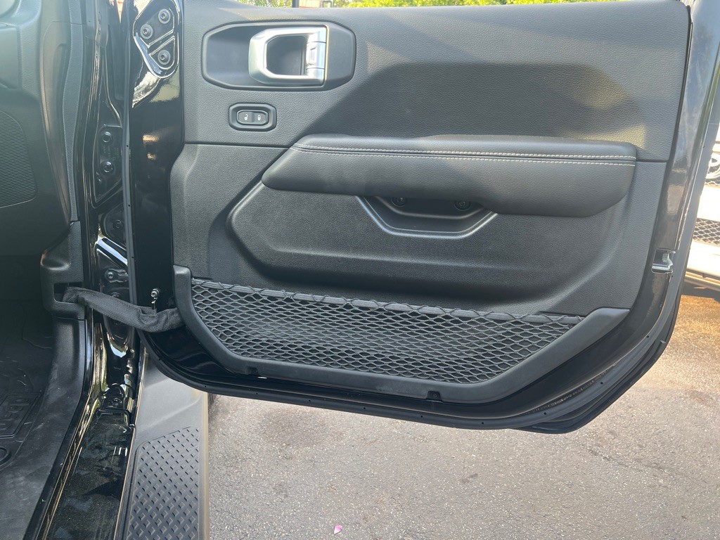 2021 Jeep Gladiator Image 12
