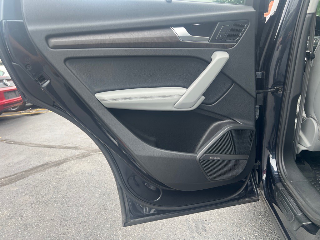 2018 Audi Q5 Image 12