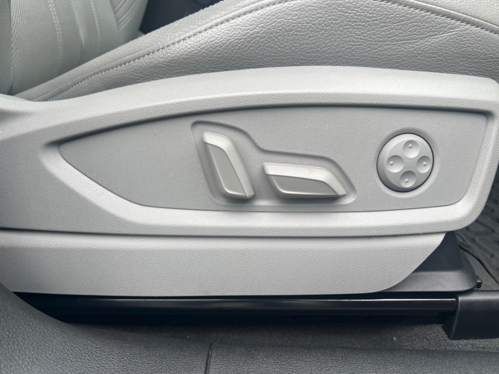 2018 Audi Q5 Image 35