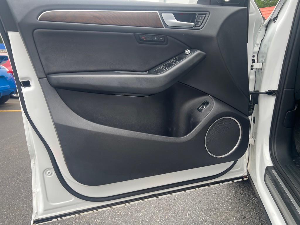 2015 Audi Q5 Image 11