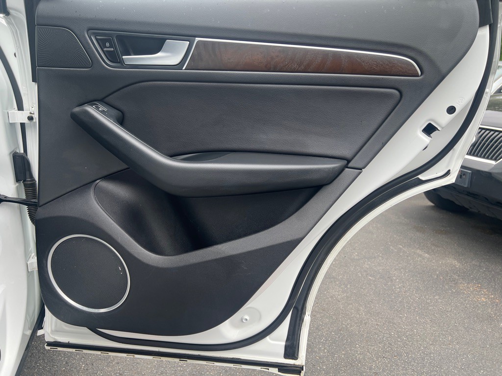 2015 Audi Q5 Image 14