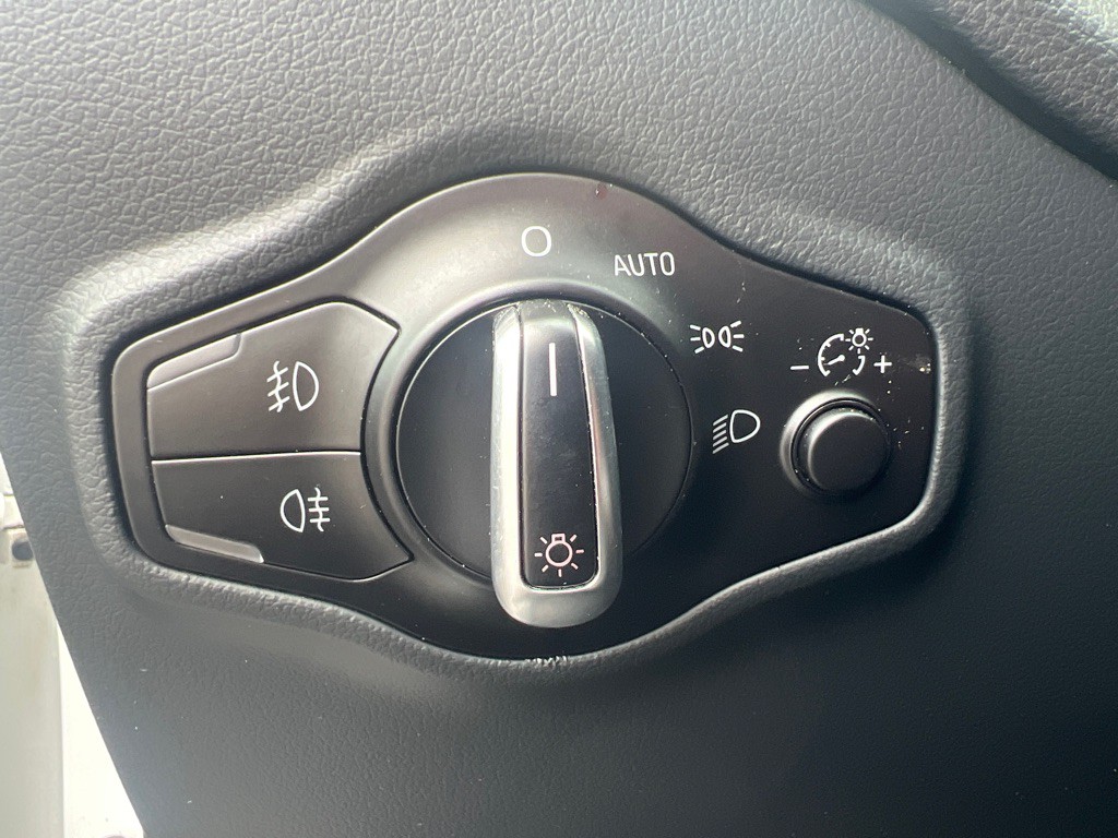 2015 Audi Q5 Image 21