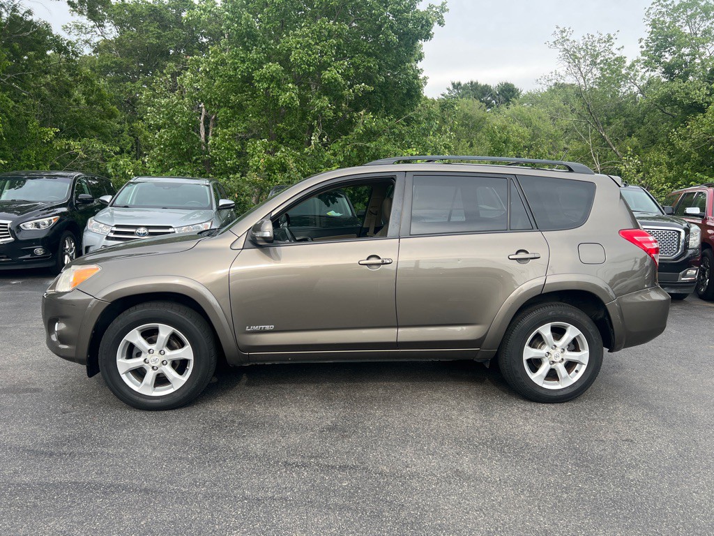 2010 Toyota Rav4 Image 2